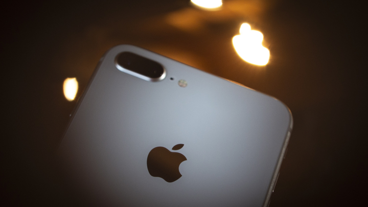 Трамп непрозрачно намекнул Apple перебираться на родину