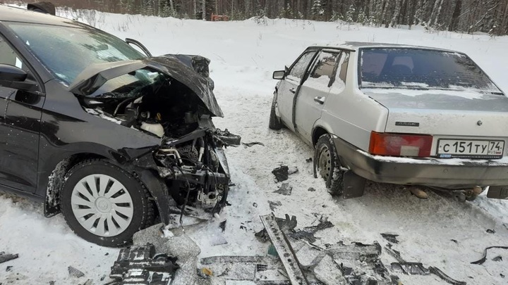 Отец и дочь скончались в больнице после смертельной аварии на трассе Москва-Челябинск