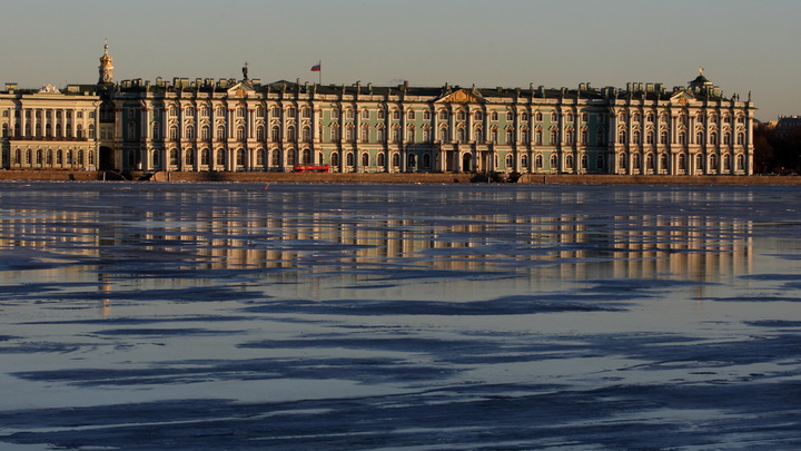 Подарили мне, а попало к вам: Путин передал Эрмитажу евхаристический набор дочери Александра II