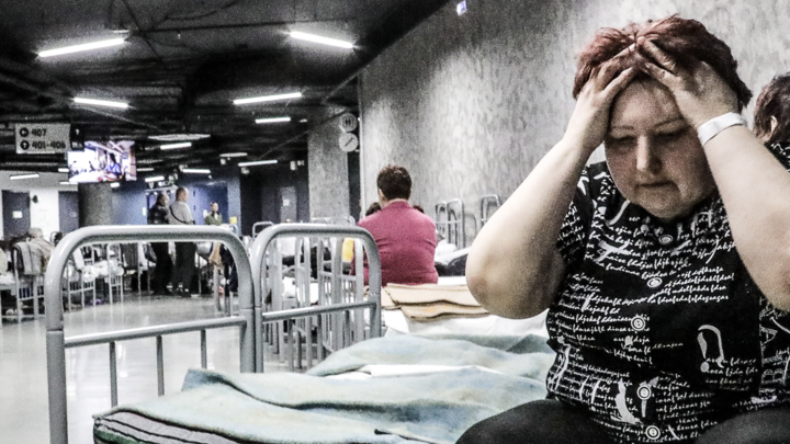 ВСУ развернули охоту на жителей Суджи: Дроны прицельно бьют по машинам со взрослыми и детьми