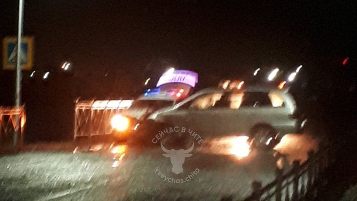 В ГИБДД Забайкалья опровергли факт ДТП с участием патрульной машины в Домне