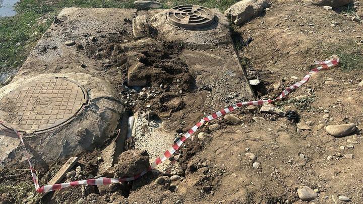 В Дагестане три человека погибли при спуске в коллектор