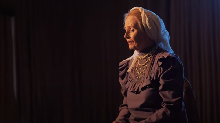 В Москве покончила с собой знаменитая кубанская певица Заградская