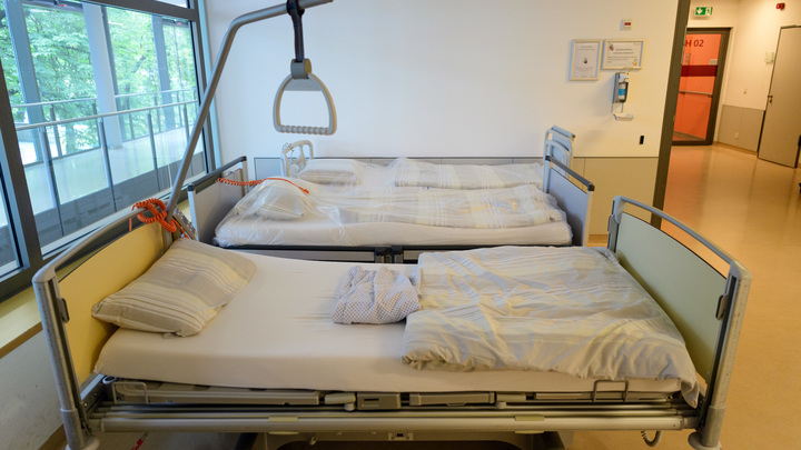 Напоролся на штыри? СМИ сообщили жуткие подробности смерти лётчика из Якутска