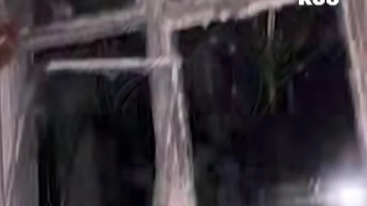 Жительница Славянска-на-Кубани сняла на видео свой дом после падения БПЛА