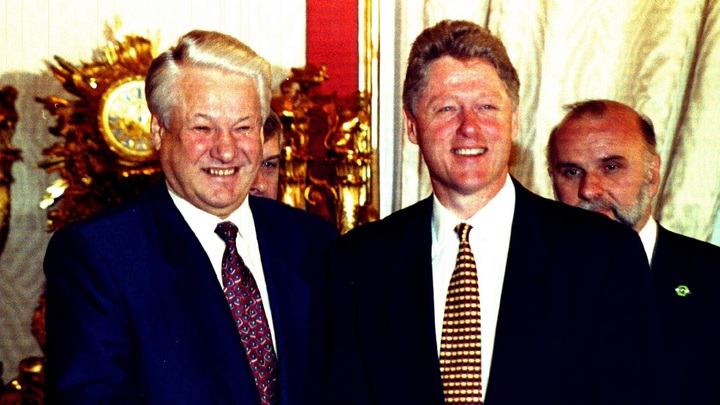 Короткий медовый месяц для России: Секретный архив раскрыл планы НАТО