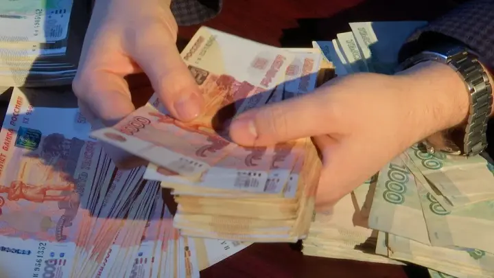 Финансовая индульгенция закончилась? Задержан глава банка Снежинский, прошли обыски в ББР. Мнение экспертов