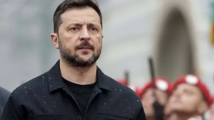 Иванников: Зеленский врет про ситуацию в Покровске из-за складов НАТО на полмиллиарда