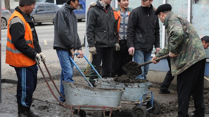 Законы ваши, а земля наша: Мигранты в России не стесняются предъявлять претензии русским