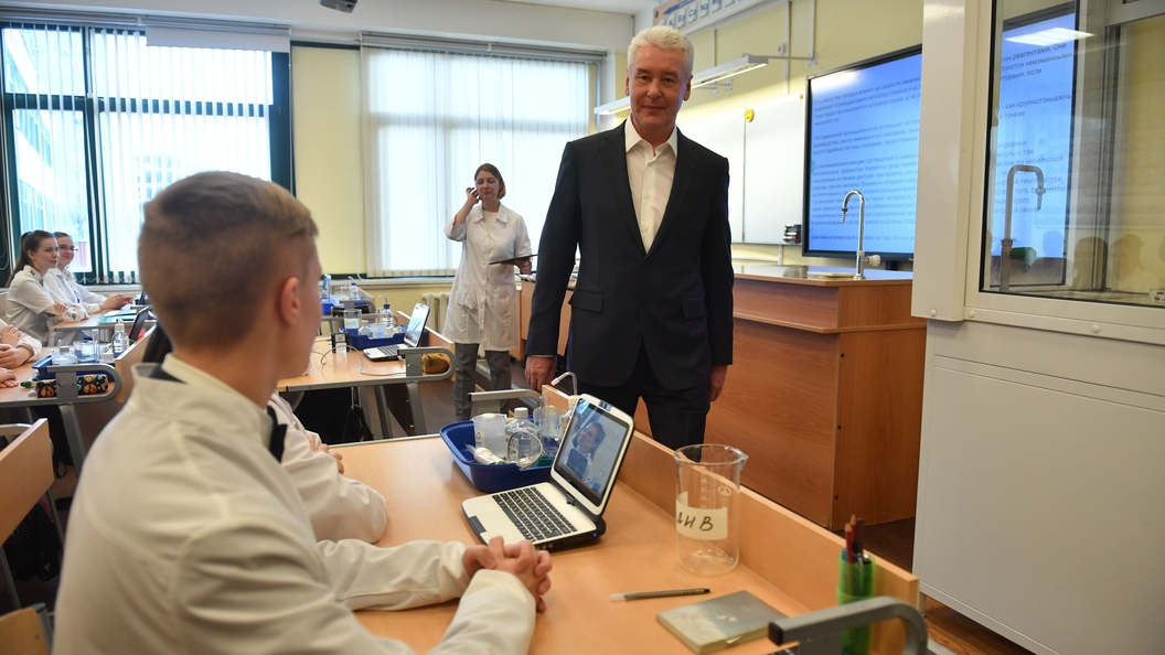 Сергей Собянин поздравил с 1 сентября всех учащихся Сергей Собянин поздравил с 1 сентября всех учащихся