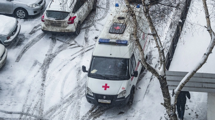 Тяжёлый пациент: петербуржца весом 400 кг не смогли госпитализировать без помощи спасателей