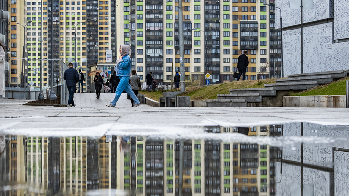 Бабье лето кончилось, но дожди не спешат в Петербург