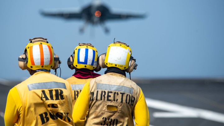 Суперистребитель США потерпел фиаско: Появились кадры самоуничтожения