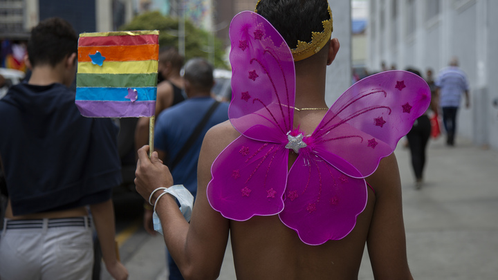 Ад в сердце Европы: Поклонникам радужного флага сделали предупреждение перед 3 апреля