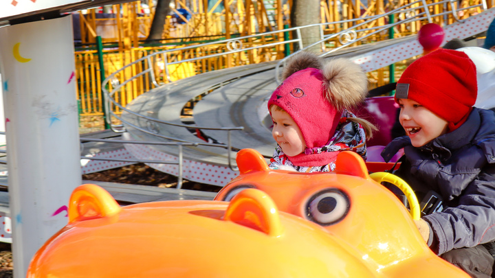 Деньги семьям с детьми. Россия идёт по сенсационному пути - что меняется прямо сейчас