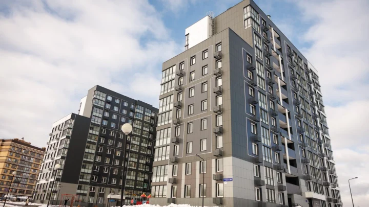 В новые квартиры из аварийных домов: программа расселения ветхого фонда в Подмосковье