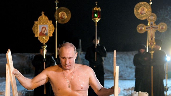Президент России Владимир Путин в третий раз выбирает Подмосковье для крещенских купаний