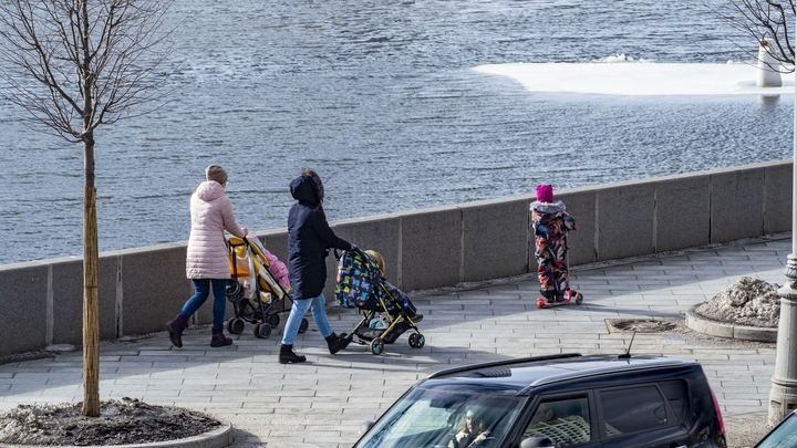 Демографы бьют тревогу: К 2050-му останется половина страны