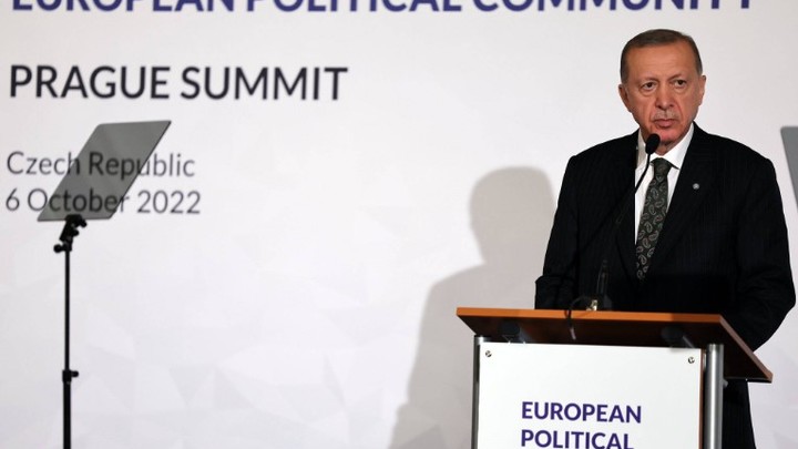 Запад пытается заставить Россию заключить компромисс с Киевом - эксперты