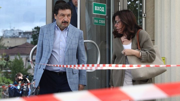 Мау на выход. Ректора отпустили, но дело не закрыли - неизвестные детали расследования