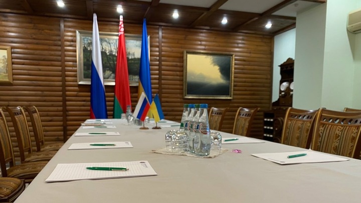 Переговоры Москвы и Киева могут состояться до конца года: Подробности слил премьер Венгрии Орбан