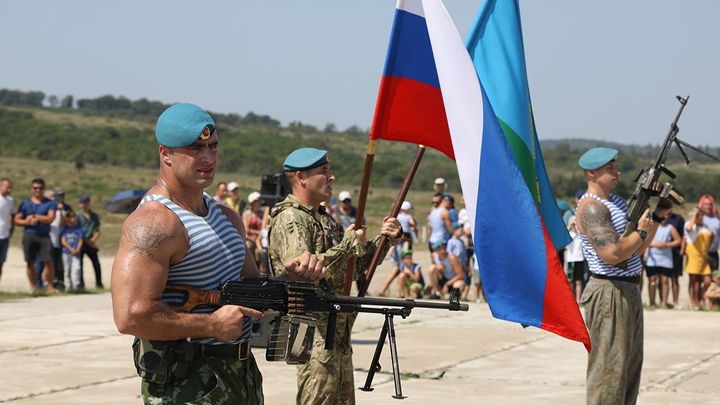 Сегодня мы все десантники: Без ВДВ невозможна победа ни в спецоперации, ни в войне
