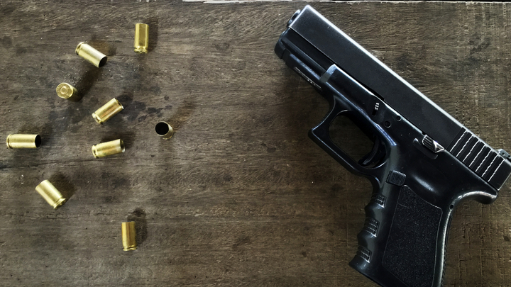 Силовики Екатеринбурга задержали кортеж кавказцев на дорогих иномарках: В багажниках было оружие