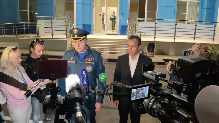 По Крымскому мосту к утру 9 октября запустят автомобильное движение по двум полосам