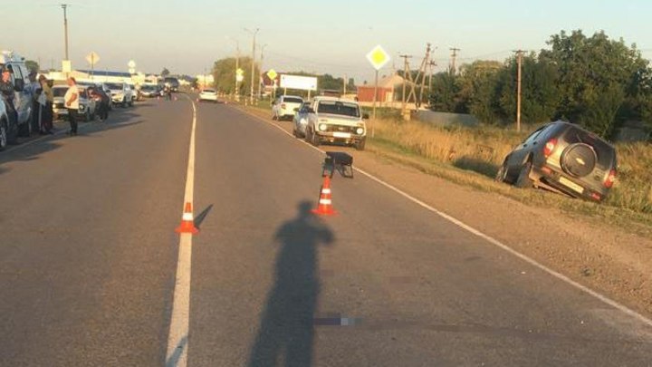 В Адыгее Нива сбила на обочине 14-летнего мальчика