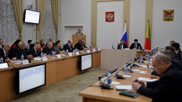Бюджет Забайкалья прирос доптратами на ЖКХ и прибавкой бюджетникам