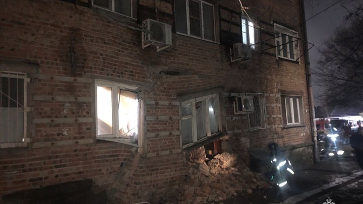 В Ростове суд признал бездействие городской администрации при расселении аварийных домов