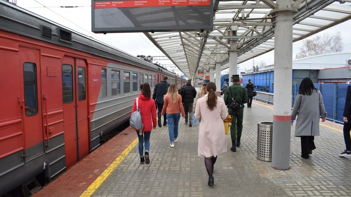 Сделано в в России: в депо Нижнего Новгорода прибыл скоростной поезд Финист