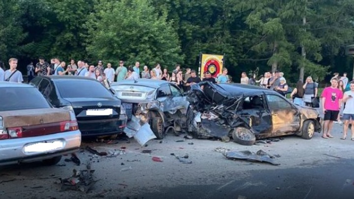 Глава азербайджанской диаспоры Бабаев прокомментировал аварию с BMW в Новосибирске