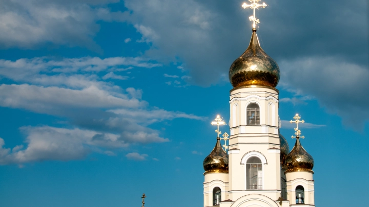 Случайный выстрел унёс жизнь священника: на Сахалине при установке поклонного креста погиб иеромонах