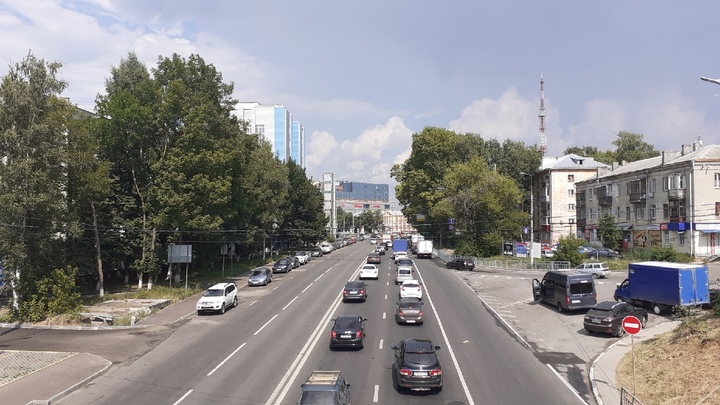 Дорожные работы на перекрёстке улиц Сусловой и Ванеева завершат до конца ноября