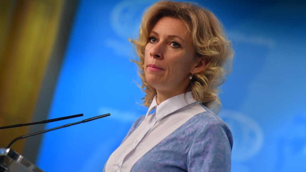 Захарова пошутила на тему несхожести Саакашвили и Карлсона Захарова пошутила на тему несхожести Саакашвили и Карлсона