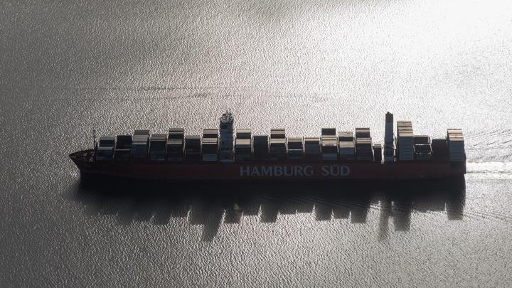 Россия берёт под полный контроль Северный морской путь. Иностранцам придётся просить разрешения