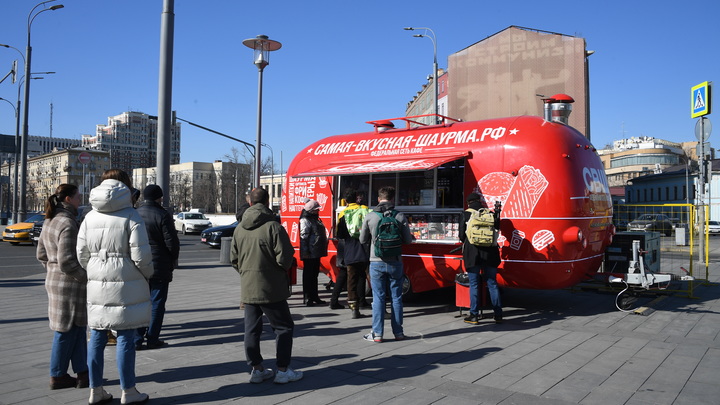 В центре Перми появится еще три дополнительных места для фудтраков и летних кафе