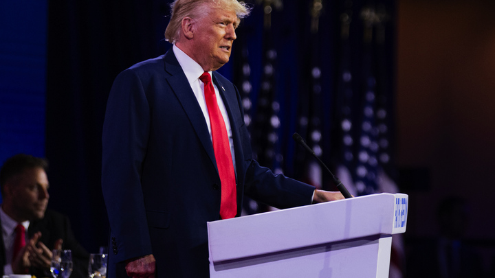 Трамп остается сильнейшим кандидатом против Байдена – опрос