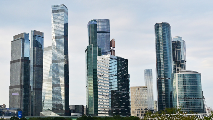Лифты башни «Федерация» перестали работать из-за ошибки ремонтников