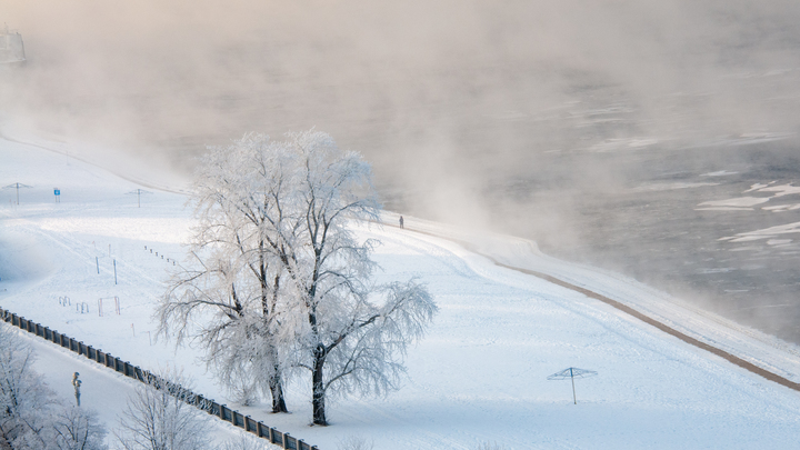 У берегов Севастополя задымилось Чёрное море. Что произошло?