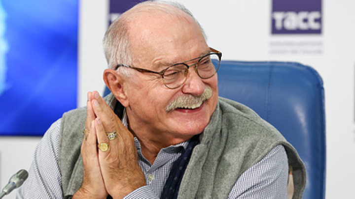 Никита Михалков назвал Людмилу Максакову наглой: что случилось на Золотой маске