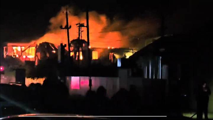 В Краснодарском крае ликвидировали пожар на базе отдыха станицы Голубицкой