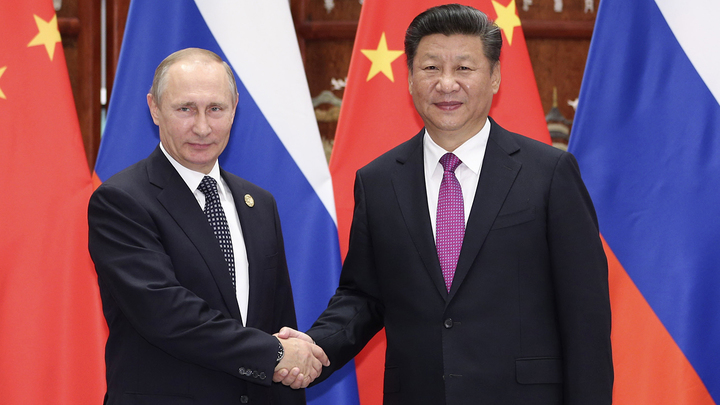 Путин удивил семью Си Цзиньпина необычным подарком