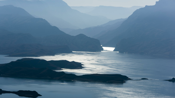 В Минздраве Дагестана рассказали о состоянии пострадавших при столкновении катера со скалой