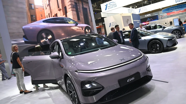 В Китае запустили производство машин с летающим модулем