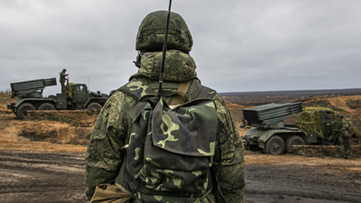 Российская артиллерия атакует украинских диверсантов в Херсонской области
