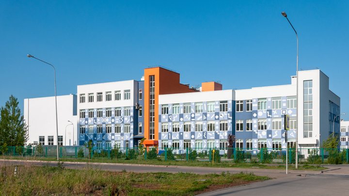 К 1 сентября самарские строители отремонтируют две школы в ДНР