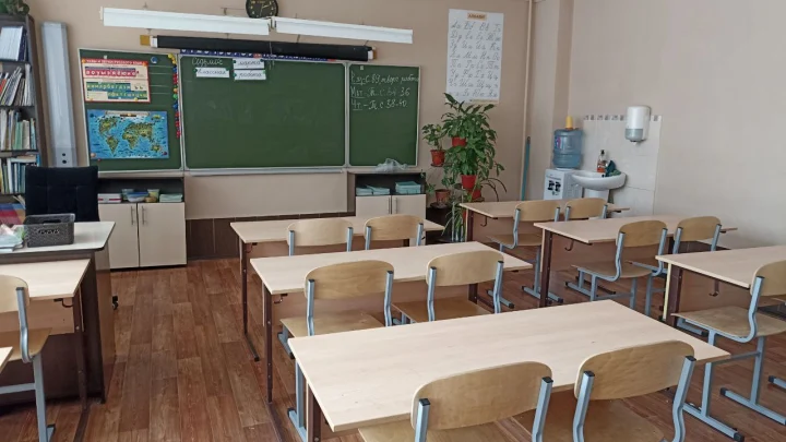 Окончен школьный роман: одинокая смерть героини громкого секс-скандала с учеником