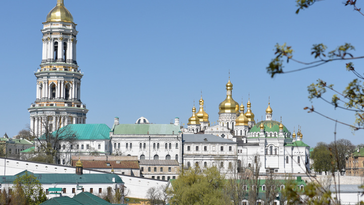 Небывалая угроза для Лаврских святынь. Штурм - только начало
